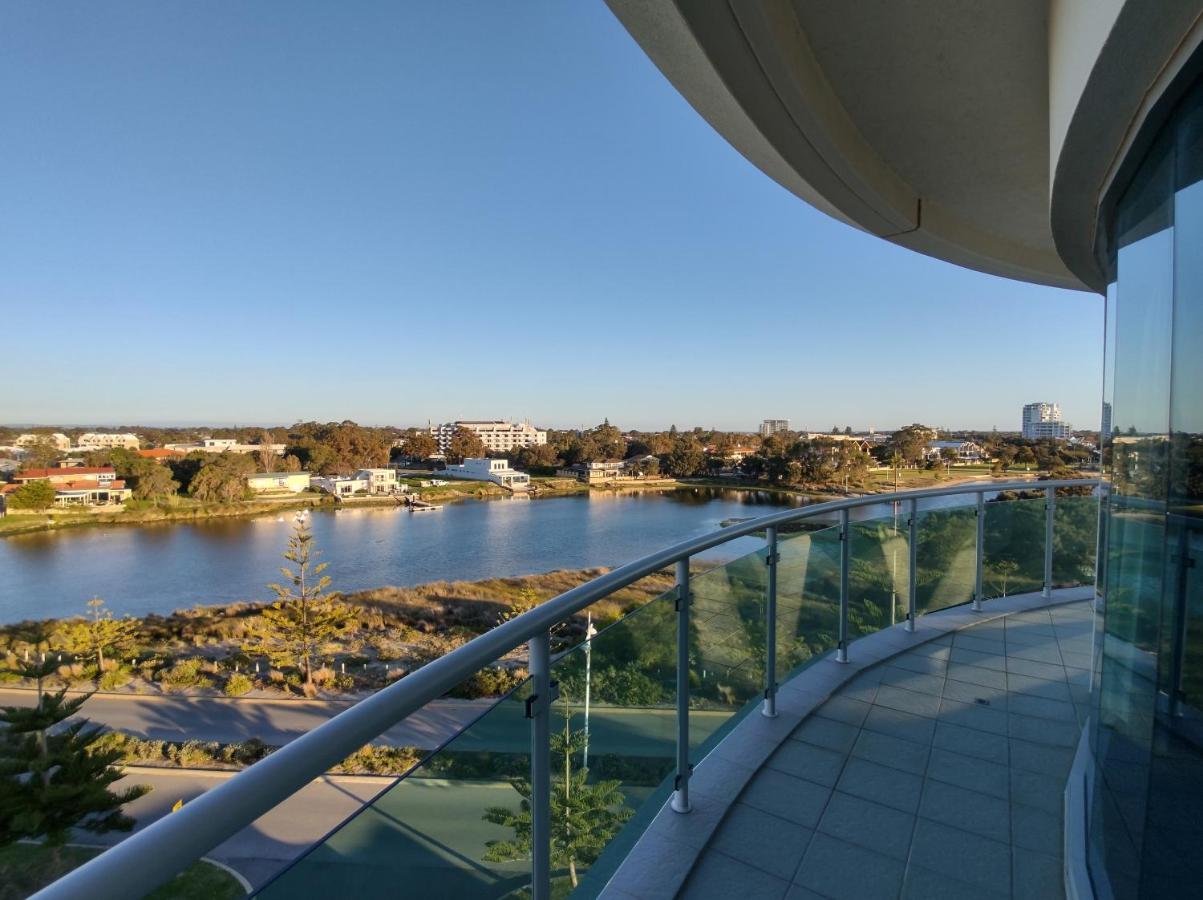 A 406 Fantastic Ocean Beach And Marina View Apt - Mandurah Exterior photo