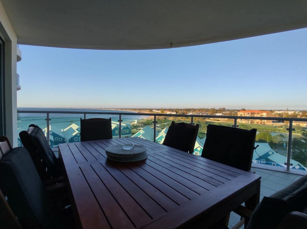 A 406 Fantastic Ocean Beach And Marina View Apt - Mandurah Exterior photo