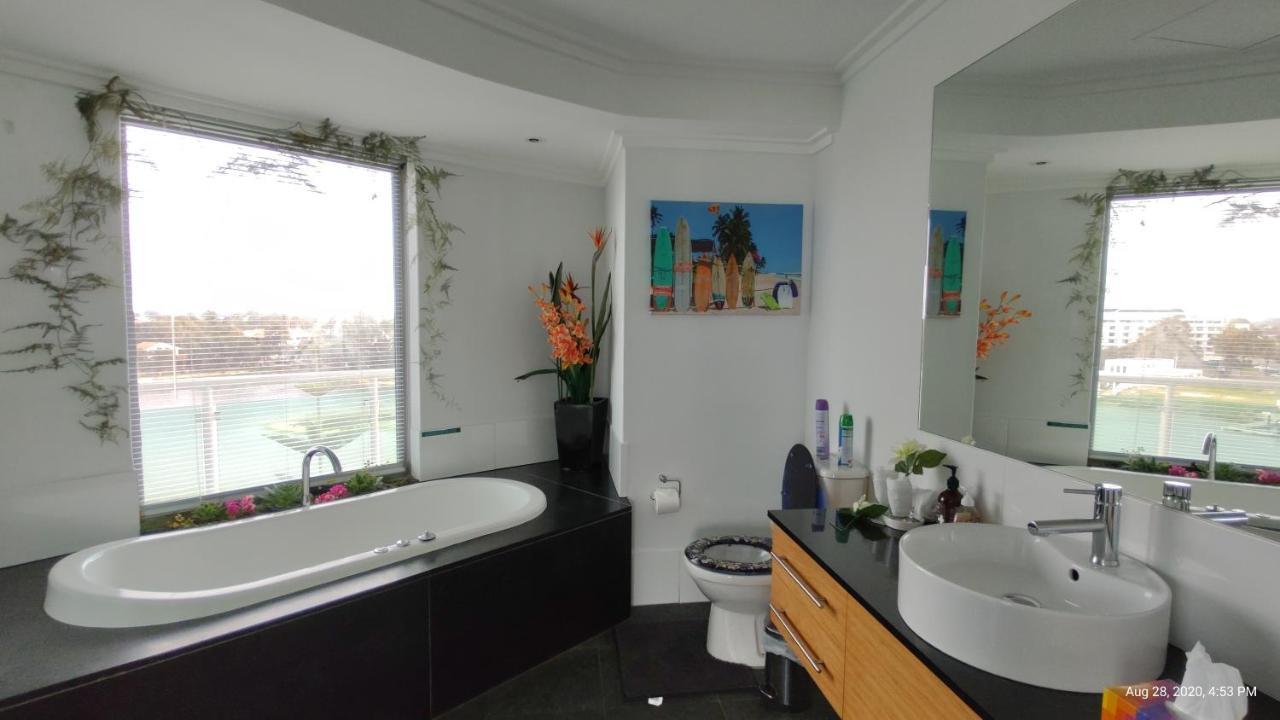 A 406 Fantastic Ocean Beach And Marina View Apt - Mandurah Exterior photo