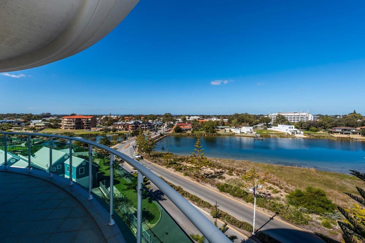 A 406 Fantastic Ocean Beach And Marina View Apt - Mandurah Exterior photo