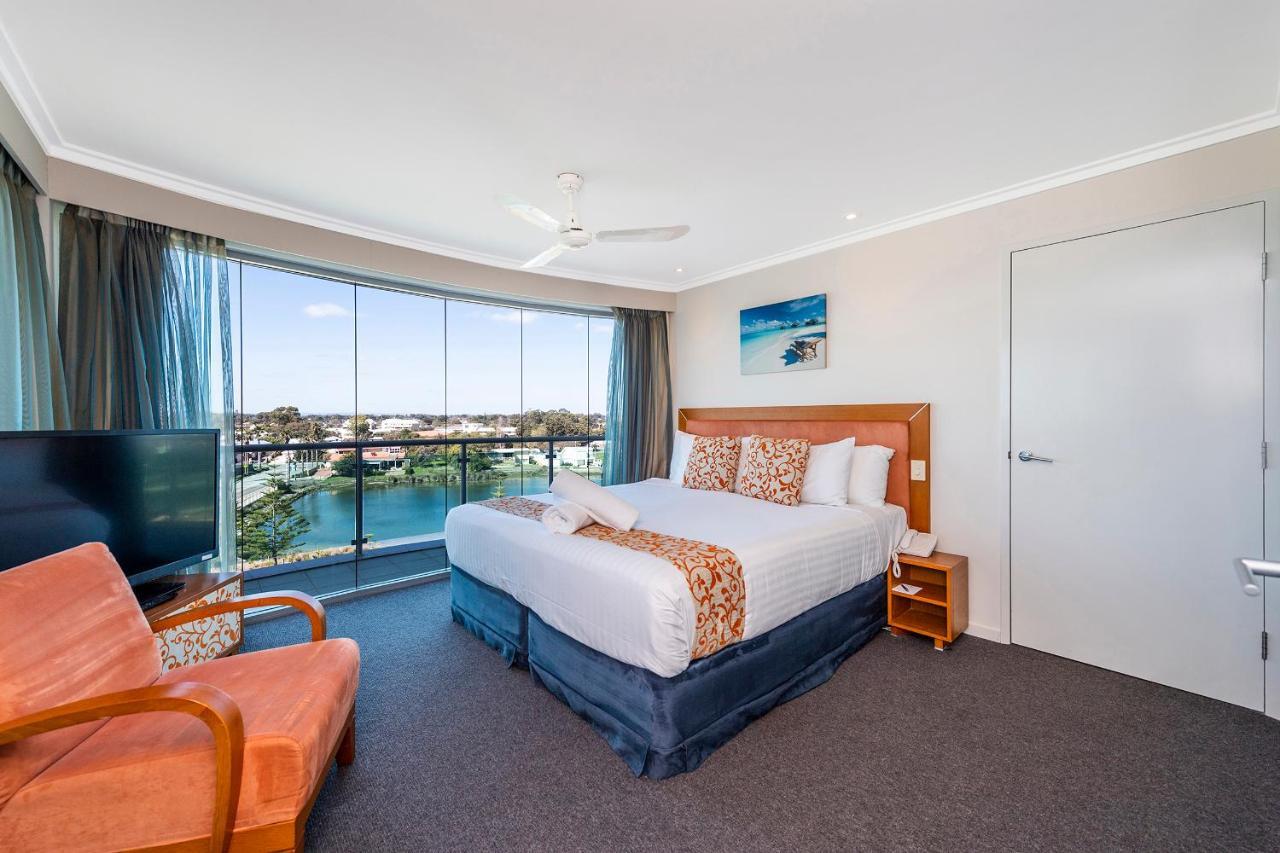 A 406 Fantastic Ocean Beach And Marina View Apt - Mandurah Exterior photo