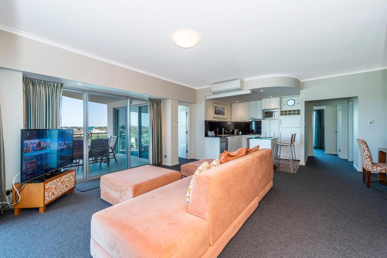 A 406 Fantastic Ocean Beach And Marina View Apt - Mandurah Exterior photo